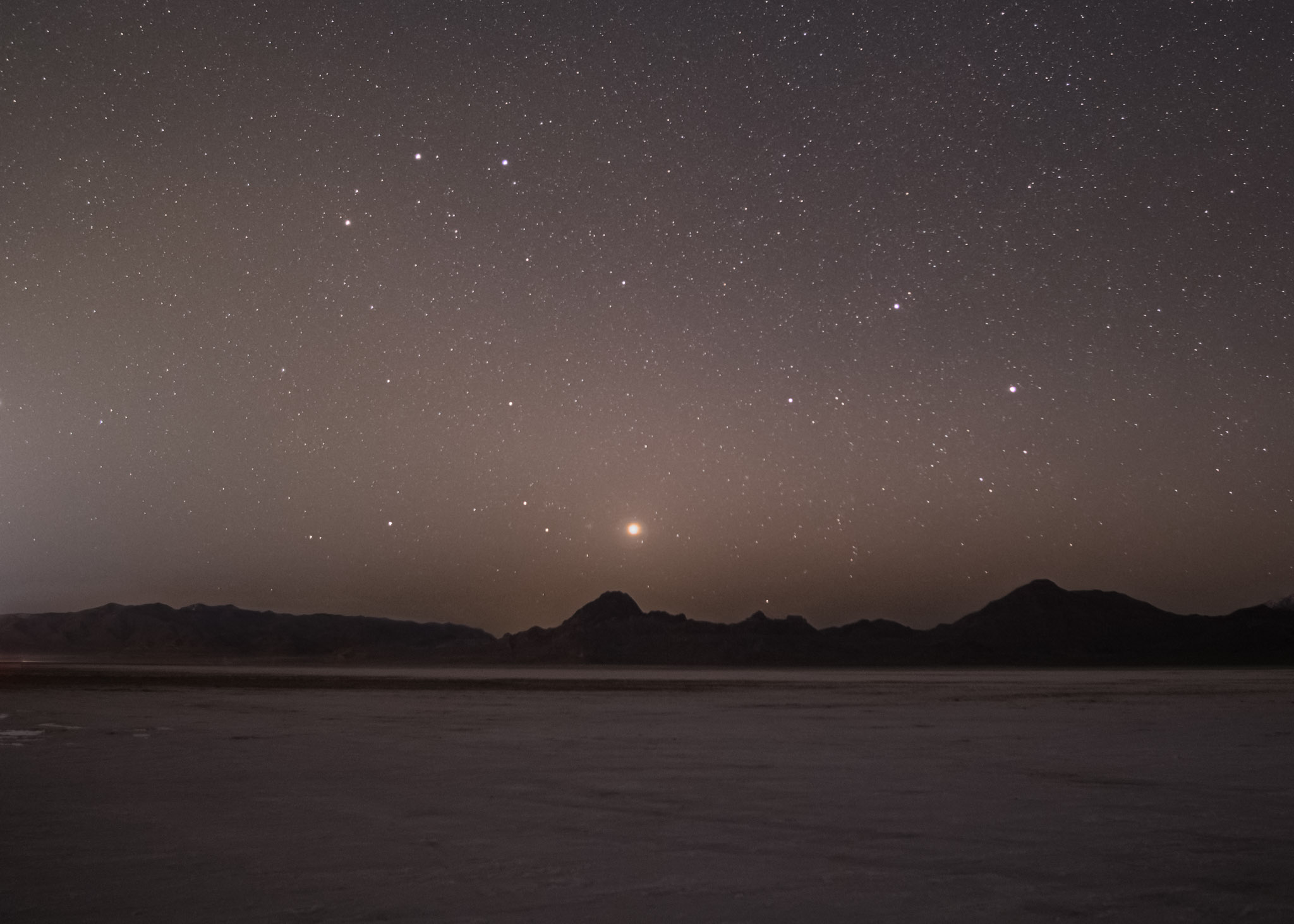 Venus shines bright between Gemini and Auriga